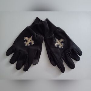 New Orleans Stains Gloves